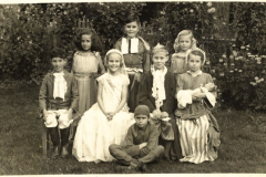 13-gardenschool-kashmir-1947