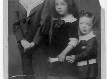 3-neumann-children